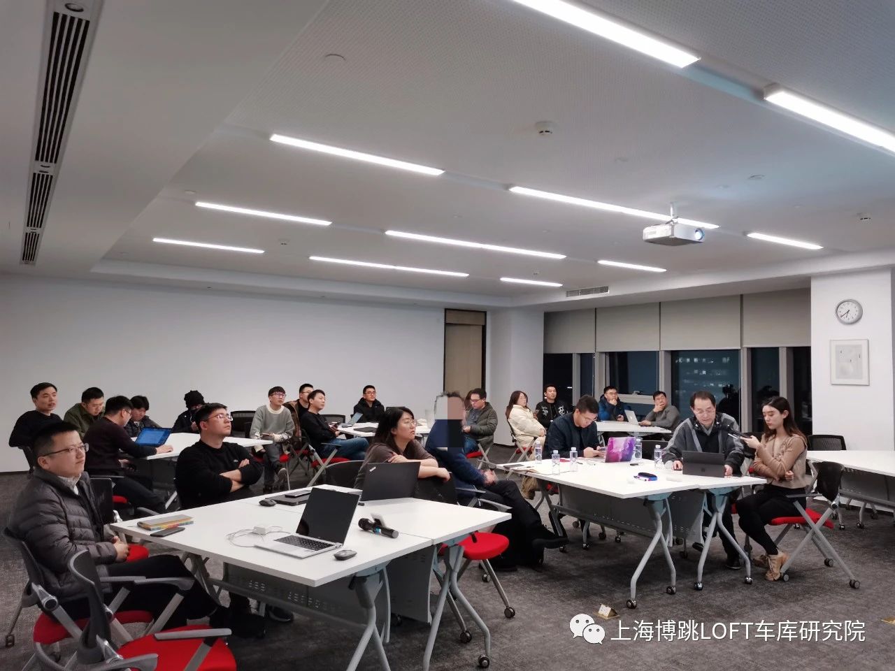 咸阳杭州LOFT车库专题会